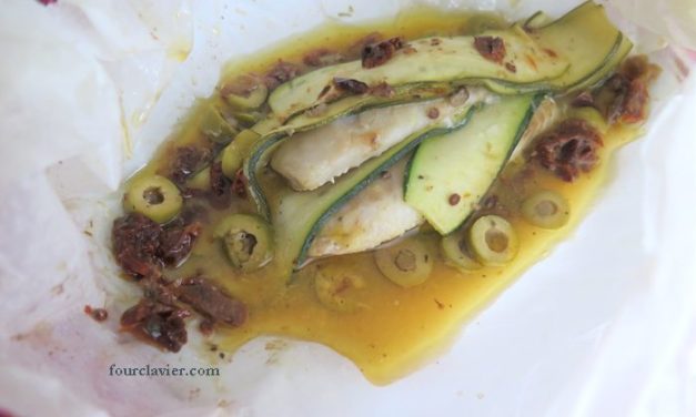 Poisson en papillote, courgettes