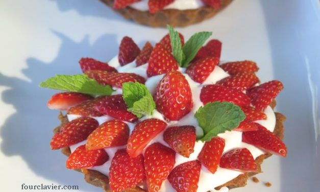 Tartelettes aux fraises et crème citronnée