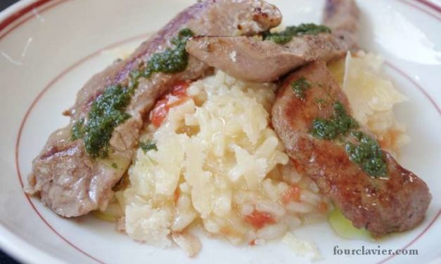 Risotto aux aiguillettes de canard, tomate et basilic